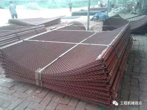振动筛筛分质量不高,筛分效果不理想怎么办?9种办法助你解决(图2) 振动筛筛分质量不高,筛分效果不理想怎么办?9种办法助你解决(图2)