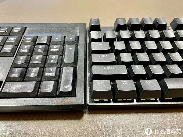 好用不贵的机械键盘:89元入手雷柏V500PRO红轴替换樱桃MX3800黑轴(图9) 好用不贵的机械键盘:89元入手雷柏V500PRO红轴替换樱桃MX3800黑轴(图9)