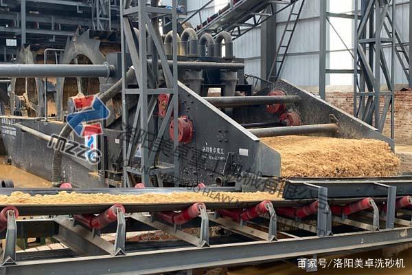 一天能洗3000吨的洗砂机生产线需要什么设备?(图2) 一天能洗3000吨的洗砂机生产线需要什么设备?(图2)