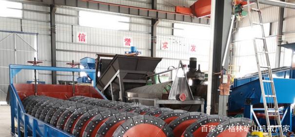 洗砂机的型号工作原理介绍及设备价格(图2) 洗砂机的型号工作原理介绍及设备价格(图2)