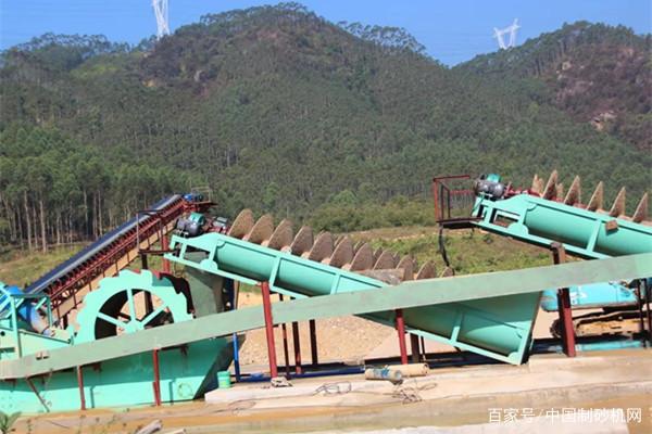 “山沙”清洗后价格卖得高的原因,除了制砂机,还离不开这款设备(图2) “山沙”清洗后价格卖得高的原因,除了制砂机,还离不开这款设备(图2)