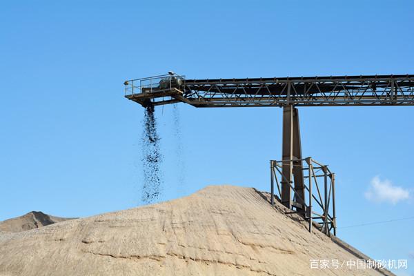 洗砂机一天能洗多少沙子?这3大优势特点你都知道吗?(图1) 洗砂机一天能洗多少沙子?这3大优势特点你都知道吗?(图1)