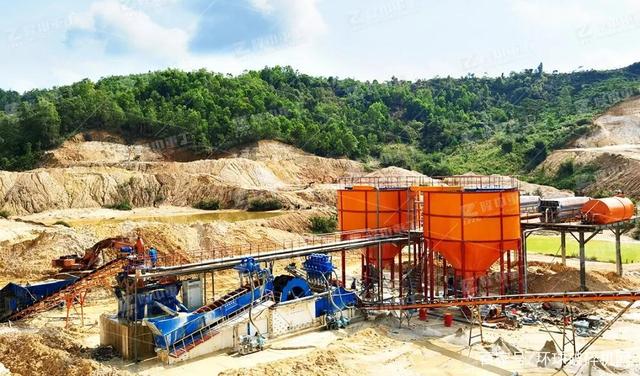 隆中重工越南石英砂洗砂干排及尾水处理生产线投产(图3) 隆中重工越南石英砂洗砂干排及尾水处理生产线投产(图3)