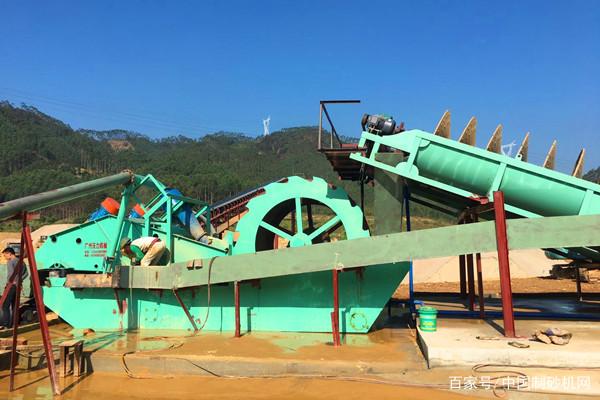洗沙场如何减少污染?两种方案来解决!附带水洗砂设备详细介绍(图3) 洗沙场如何减少污染?两种方案来解决!附带水洗砂设备详细介绍(图3)
