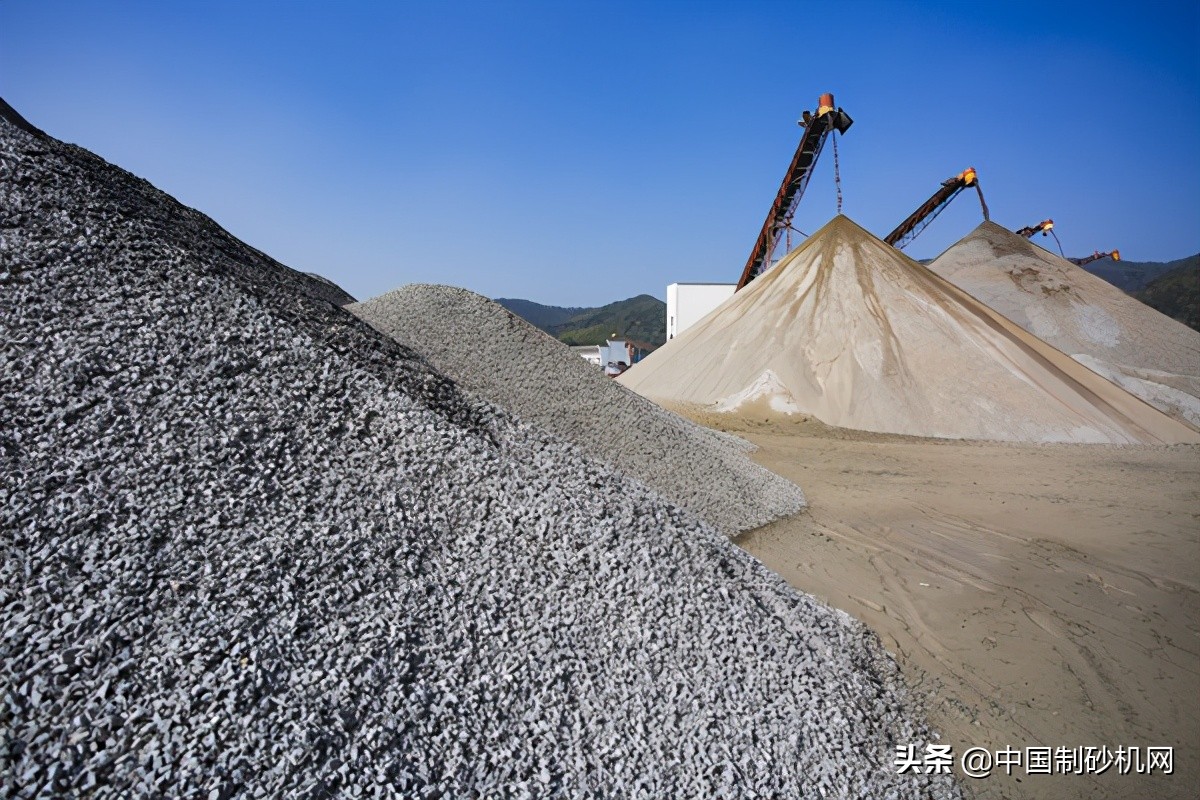 把玄武岩加工成沙子需要哪些设备?加工流程是什么?(图1) 把玄武岩加工成沙子需要哪些设备?加工流程是什么?(图1)