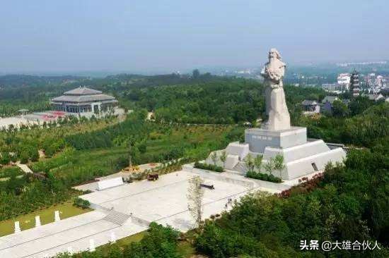湖北随州市洗砂场污水处理带式泥浆压滤机现场(图1) 湖北随州市洗砂场污水处理带式泥浆压滤机现场(图1)