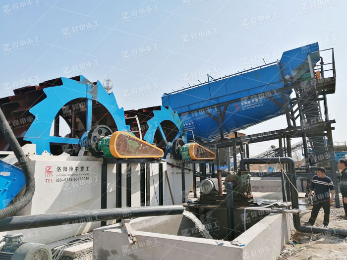 移动式洗沙机来了,投资一台大概多少钱(图2) 移动式洗沙机来了,投资一台大概多少钱(图2)
