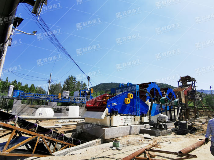 风化砂轮斗式洗沙机洗选效果好,产量高(图1) 风化砂轮斗式洗沙机洗选效果好,产量高(图1)