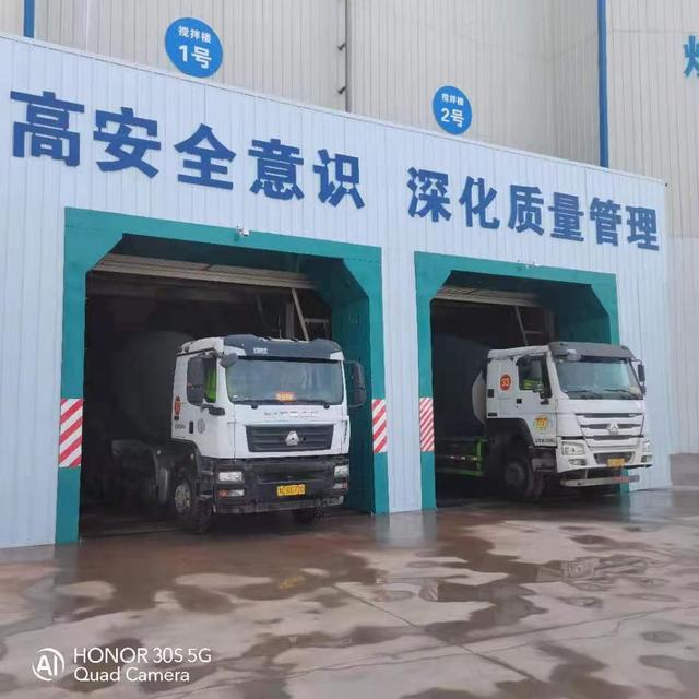 阳春三月,破土动工,洗砂设备助力各行业建设生产!(图2) 阳春三月,破土动工,洗砂设备助力各行业建设生产!(图2)