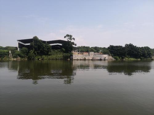 市河长办组织开展打击非法泡洗海砂山砂联合执法专项行动(图4) 市河长办组织开展打击非法泡洗海砂山砂联合执法专项行动(图4)