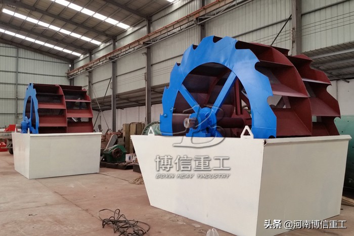 三分钟,让你了解洗沙脱水一体机、轮式洗砂机和脱水筛的区别(图2) 三分钟,让你了解洗沙脱水一体机、轮式洗砂机和脱水筛的区别(图2)