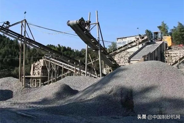 一台制砂机要多少钱?想购买便宜的制砂机?那就别错过这4个地区(图3) 一台制砂机要多少钱?想购买便宜的制砂机?那就别错过这4个地区(图3)