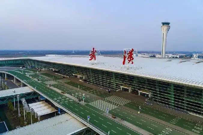 武汉机场停车费多少钱一天，天河机场哪里停车划算(图1)