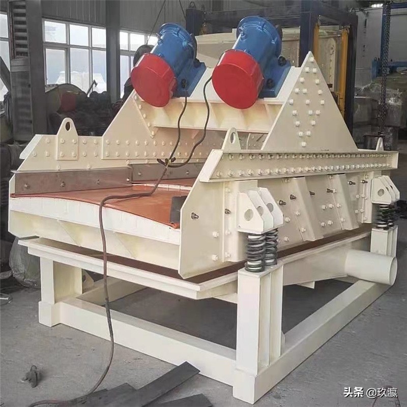 精煤脱水筛尾煤回收机直线筛(图6) 精煤脱水筛尾煤回收机直线筛(图6)