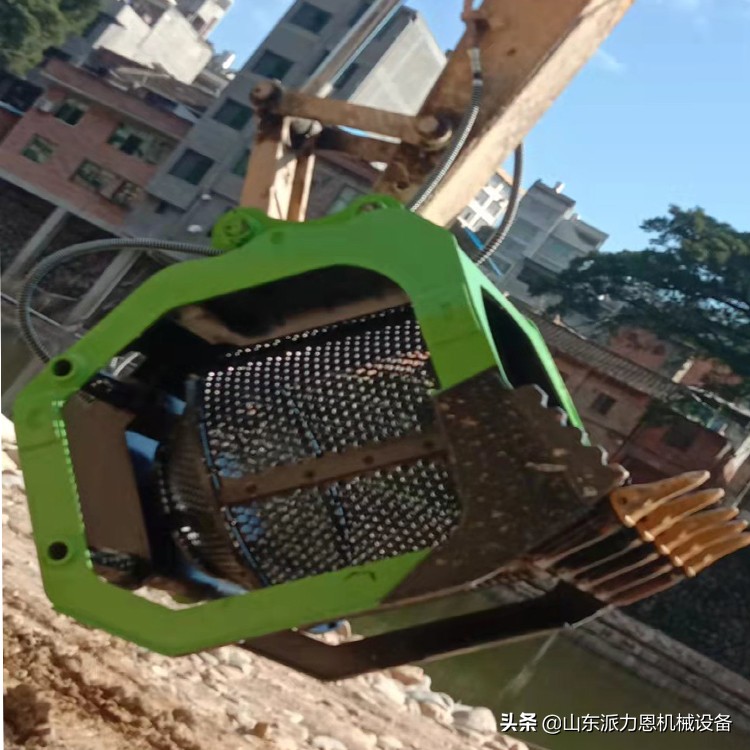 挖机转筒式筛分斗360度旋转筛分斗洗沙筛沙设备(图7) 挖机转筒式筛分斗360度旋转筛分斗洗沙筛沙设备(图7)