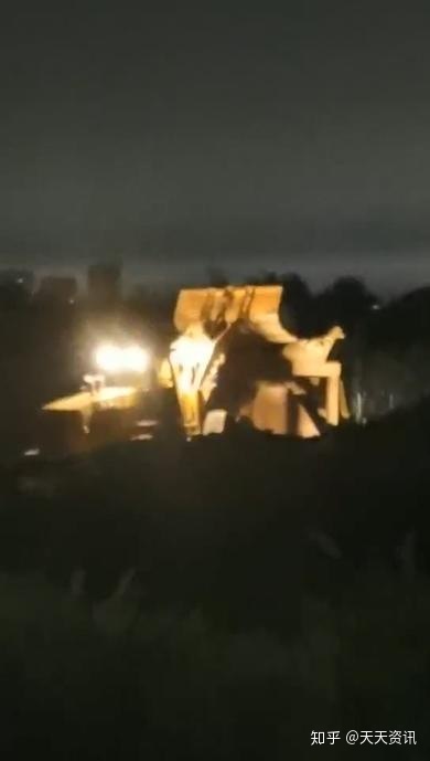 洗沙昼伏夜出,青岛城阳一洗沙场非法作业污染环境被立案调查(图3) 洗沙昼伏夜出,青岛城阳一洗沙场非法作业污染环境被立案调查(图3)