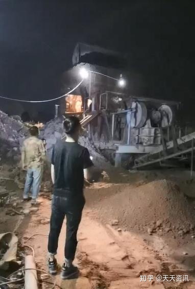洗沙昼伏夜出,青岛城阳一洗沙场非法作业污染环境被立案调查(图2) 洗沙昼伏夜出,青岛城阳一洗沙场非法作业污染环境被立案调查(图2)