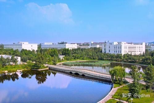 青岛工业锂电池手推式洗地机厂家有哪些?(图1) 青岛工业锂电池手推式洗地机厂家有哪些?(图1)