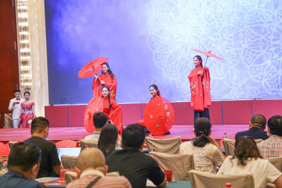 武汉站｜古隆中景区“2021·隆中红”秋、冬季旅游产品发布会成功举办！(图11)