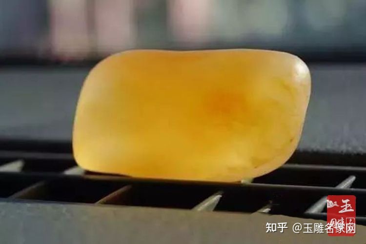 最好金丝玉的价格一般是多少?好的金丝玉一般多少钱?(图1) 最好金丝玉的价格一般是多少?好的金丝玉一般多少钱?(图1)