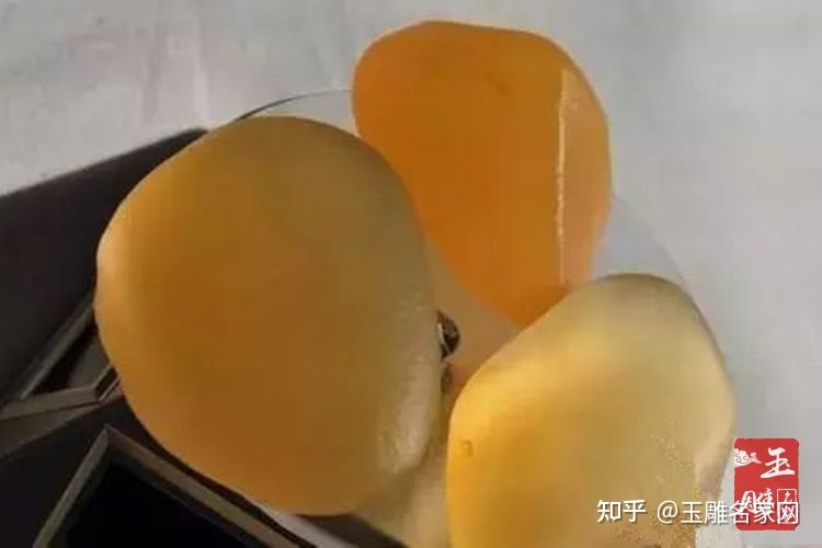最好金丝玉的价格一般是多少?好的金丝玉一般多少钱?(图3) 最好金丝玉的价格一般是多少?好的金丝玉一般多少钱?(图3)