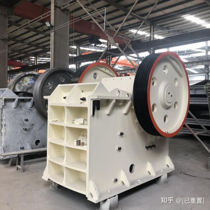 萤石矿洗矿设备的脱泥抛废效果(图4) 萤石矿洗矿设备的脱泥抛废效果(图4)