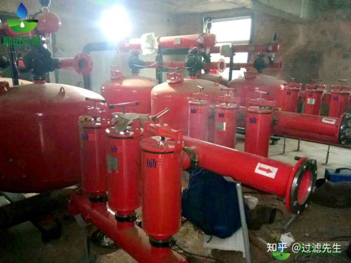 自动反冲洗砂石过滤器(图4) 自动反冲洗砂石过滤器(图4)