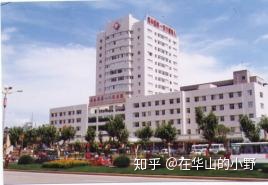 云南地区眼科医院大排名,老昆明人都知道的看眼睛攻略(图4) 云南地区眼科医院大排名,老昆明人都知道的看眼睛攻略(图4)