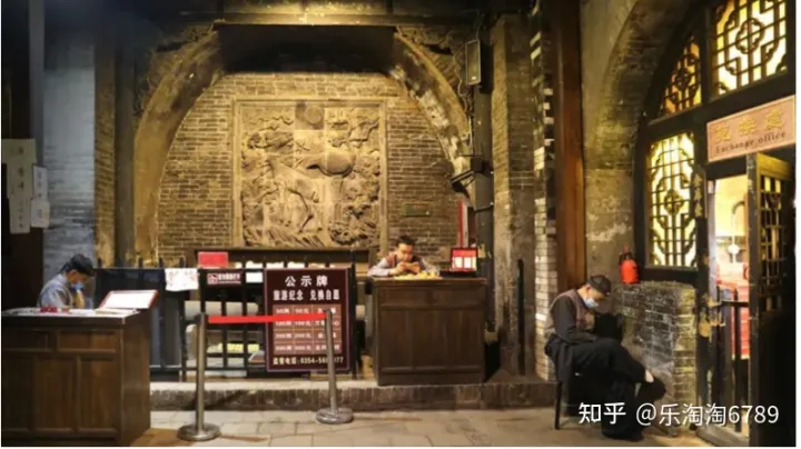 泰安:它是最古老街道之一,里面曾是豪宅林立,住着达官贵人,现仅存一处别样景观!(图8) 泰安:它是最古老街道之一,里面曾是豪宅林立,住着达官贵人,现仅存一处别样景观!(图8)
