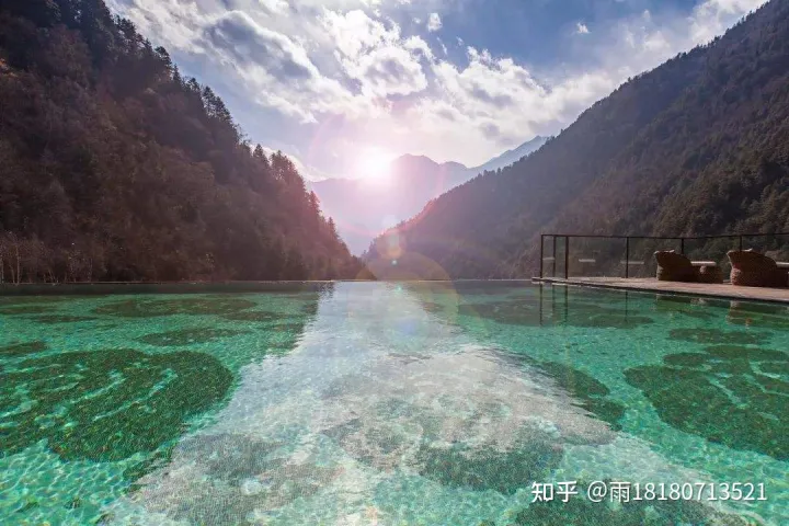 【收藏】四川温泉旅游大全,四川十大温泉,四川泡温泉去哪里?四川温泉度假村有哪些?四川冬季泡温泉的好去处好地方在哪里?泡温泉的注意事项有哪些?(图3) 【收藏】四川温泉旅游大全,四川十大温泉,四川泡温泉去哪里?四川温泉度假村有哪些?四川冬季泡温泉的好去处好地方在哪里?泡温泉的注意事项有哪些?(图3)