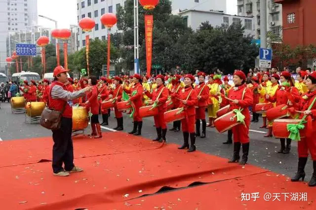 “我们没有忘记你!”长沙爱心市民慰问金牌义工王富成(图46) “我们没有忘记你!”长沙爱心市民慰问金牌义工王富成(图46)