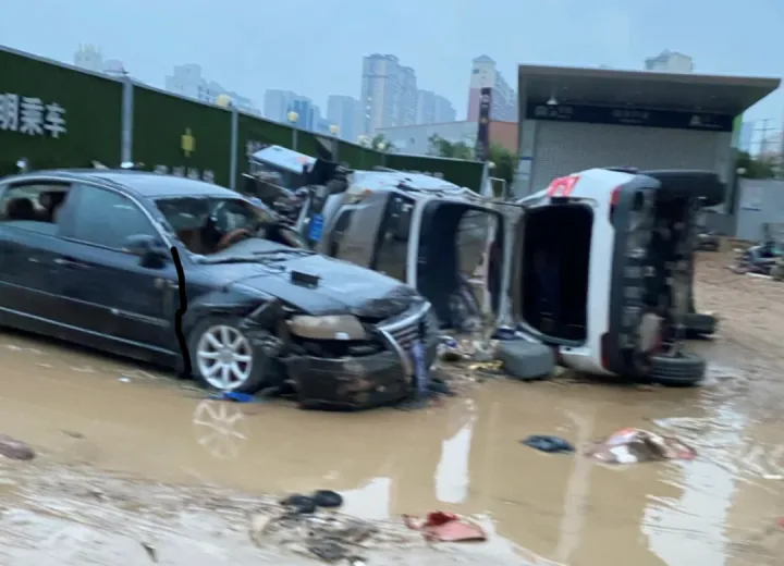 暴雨“漫灌”后,被淹车辆如何处理?全部涌入二手市场?(图3) 暴雨“漫灌”后,被淹车辆如何处理?全部涌入二手市场?(图3)