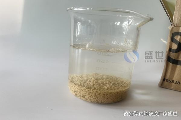 选矿洗沙场板框压滤机用聚丙烯酰胺的四个步骤(图1) 选矿洗沙场板框压滤机用聚丙烯酰胺的四个步骤(图1)