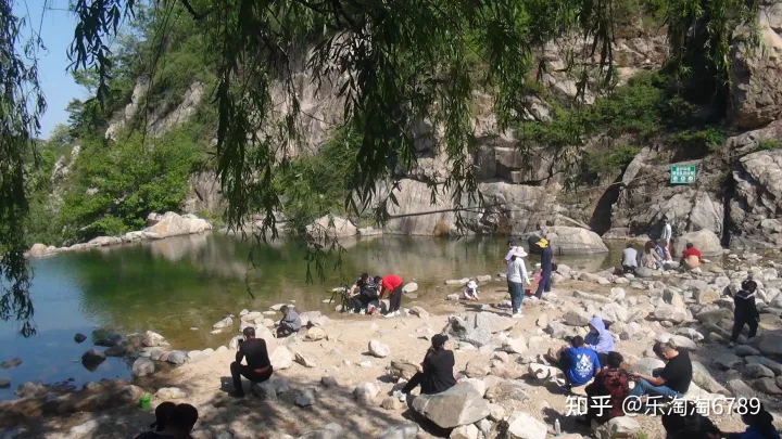 泰安:泰山东大门有一处景点,溪水淙淙,山水如诗如画,五一假期观光好去处,却暗藏阴阳变化之数!(图4) 泰安:泰山东大门有一处景点,溪水淙淙,山水如诗如画,五一假期观光好去处,却暗藏阴阳变化之数!(图4)