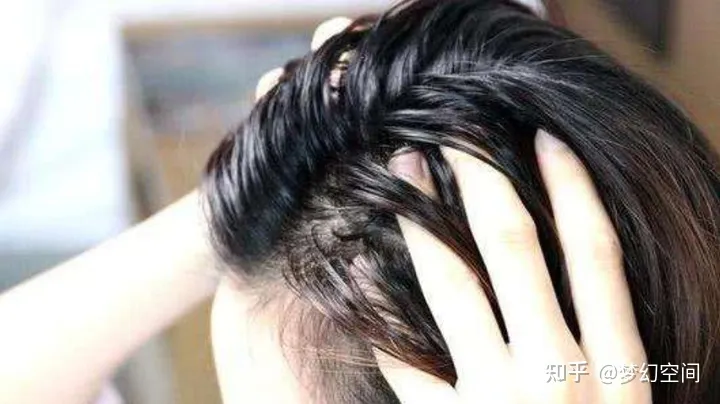 控油洗发水哪个牌子好｜十款口碑爆棚的无硅油洗发水推荐，拯救“油头星人”(图28)