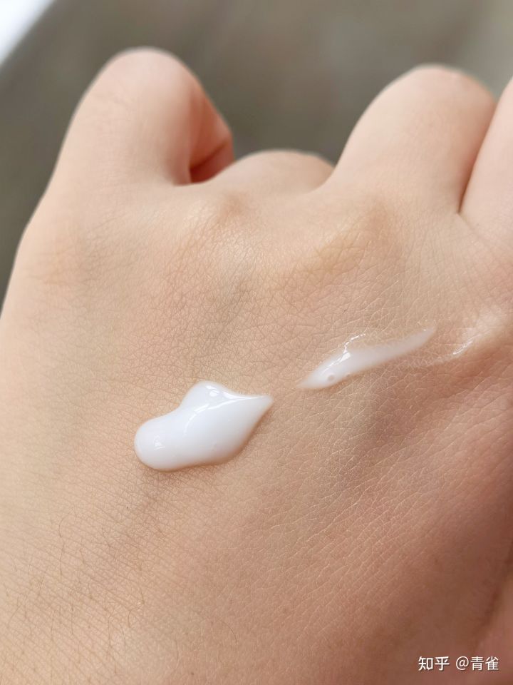 有哪些你认为能提高生活幸福感的高质量家庭产品?(图24) 有哪些你认为能提高生活幸福感的高质量家庭产品?(图24)